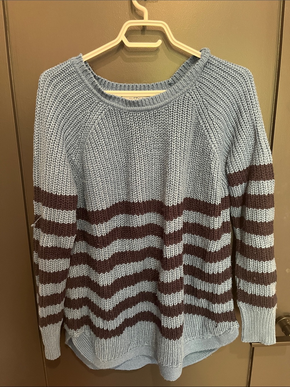 Striped Crewneck Sweater in Light Blue and dark blue - Casual Knit Pullover